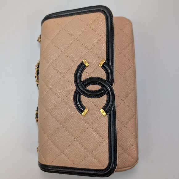 Chanel Rare Vintage Beige Caviar Filigree Flap Bag - Picture 16 of 16